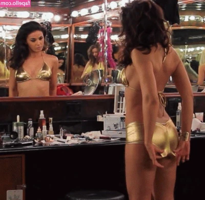 Emmanuelle Chriqui [ emmanuelle-chriqui ] - Times are tough right now  I m sure we can all agree  Right now  I m