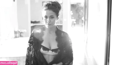 Emmanuelle Chriqui [ emmanuelle-chriqui ] - Im in the mood to PLAY   you tell me one word and I ll send you hot