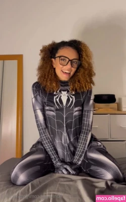 goldencurls3 - I’m not going to lie, it’s been hard to cam on chaturbate since