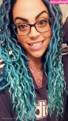 thesirenseraphina - Je me suis infiltrée sur un OnlyFans pour pouvoir prendre une