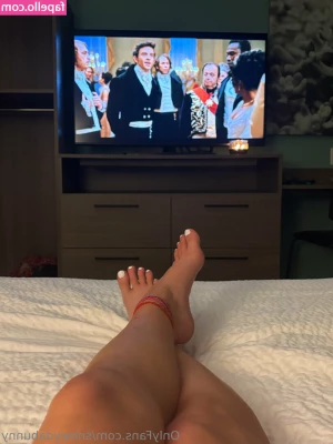 snowydabunny - New 12 minute Smelly Feet Handjob clip available titled  My Organic