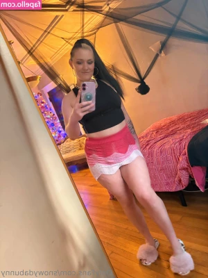 snowydabunny - My feet get hot in these slippers so I have to take them off