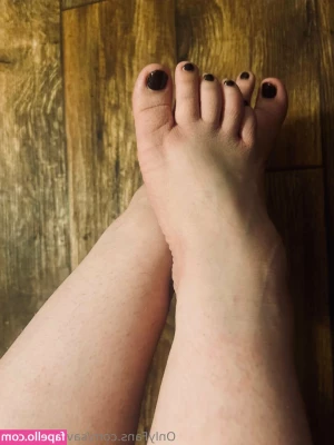 savismiles420 - Spoiled? Maybe a little. 💅 But I deserve to be treated like