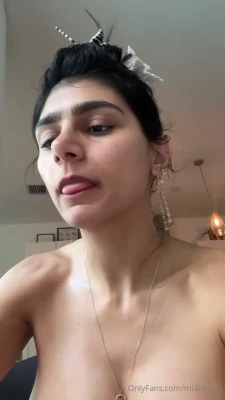 Mia Khalifa [ mia-khalifa-2 ] - CLIP 3Mistress Nara vai mostrar que ela é poderosa e maior que suas