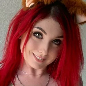 Lizzi Blake