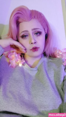 uwupixie - Had to show them how it s done real quick    One thing about me I now