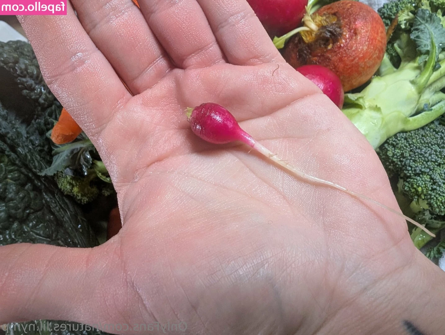 natures.lil.nymp [ natures-lil-nymp ] - Petite little fitness booty 🥰