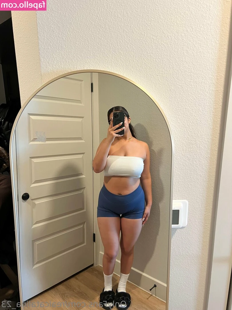 Realcatalina_23 [ realcatalina-23 ] - https://onlyfans.com/362066591/otmdee