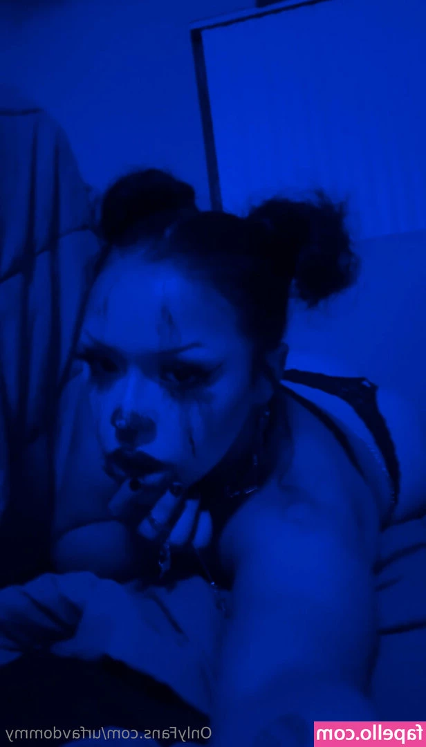 urfavdommy - SEXY MUY SEXY