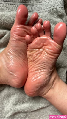 joyfullfeet - Mein Bull und ich hatten gerade geilen Sex  Seine riesige Ladung BBC