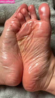 joyfullfeet - Ready for a load