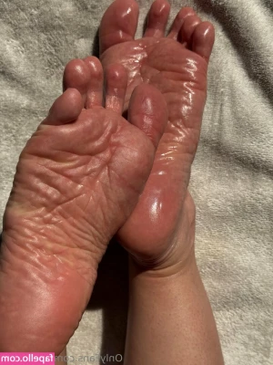joyfullfeet - You're not going to want to miss what I did!