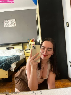 btzgs - pussy lick with  goddesskyaa