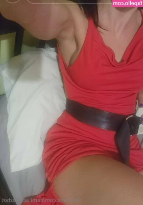 camilacortezhot - Same pose, different angles
