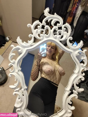 seductivebitxh - my titties are best friends