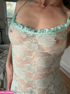 peacheznfun - Giving the hubby a treat this evening