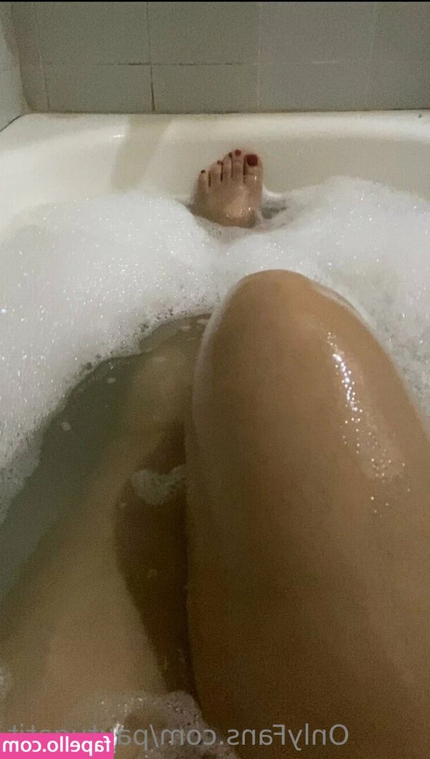 goddess_samm [ goddess-samm ] - posting here too bcs my tits are too pretty  3