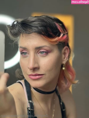 adriennedriggs [ adriennedriggs-1 ] - How do you like my new haircut?