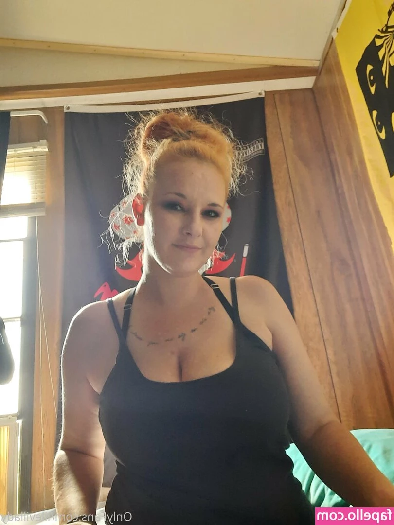 lilevillady - Love on me    Happy Valentines babes