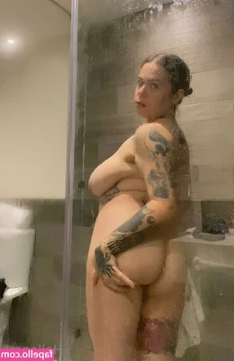 Hellogret - Being a MILF suits me
