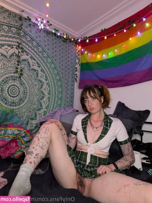 milliemoon3 - Before one of my dates I was so horny! I needed to play with my