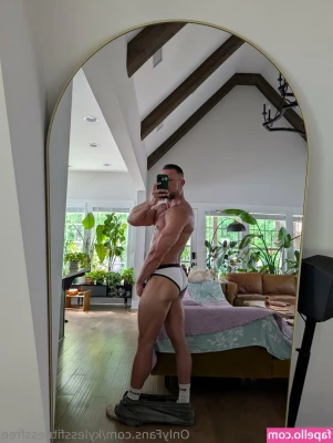 kylessfitnessfree - Innocently looking sinner😈😇