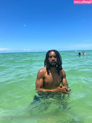 oryanoryan - The weather is just crazy! It's so hot today that you want to spend