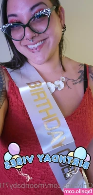 moonbaby710 - Classic vixen look   I m here to ruin your life