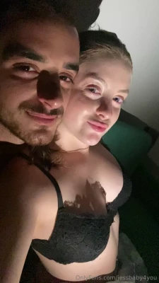 jessbaby4you - Just messing with some weights laying laying around…