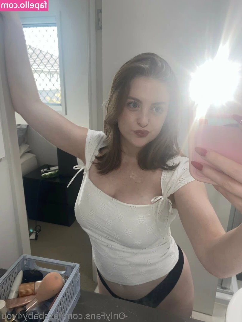 jessbaby4you - In private I'll show you what no one can see, our little secret