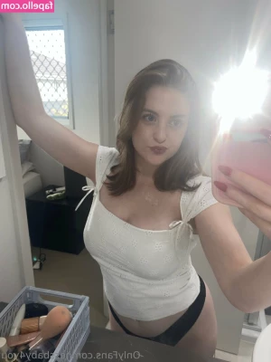 jessbaby4you - In private I'll show you what no one can see, our little secret