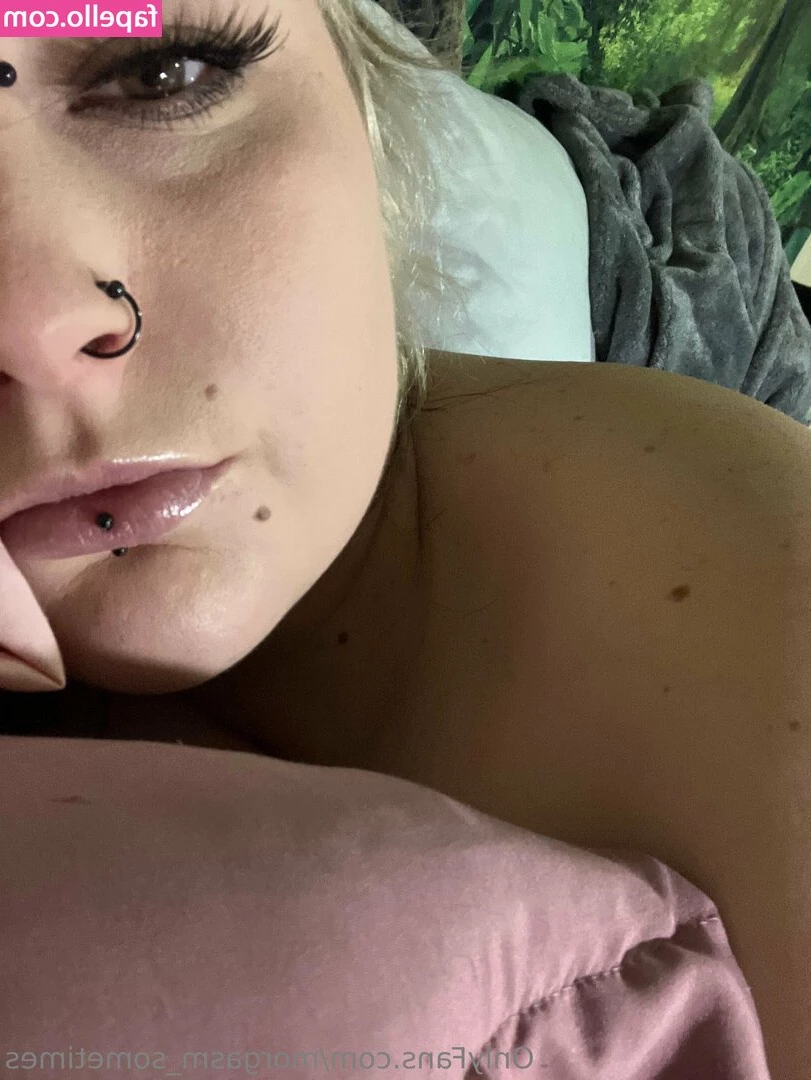 morgasm_sometimes [ morgasm-sometimes ] - like if you’d let us both fuck u 😌 @peach-cream 🍑