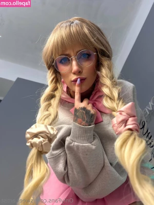 sweet.artist [ sweet-artist ] - TIP IN $12.99 TO GET THIS NEW 🦋 BUTTERFLY 🦋 VIDEO BUNDLE xoxo