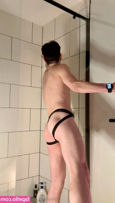 thehungkiwi - I get so many requests for my Strap-on stuff.. Here you go!