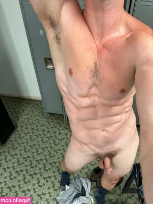 shredandbread - Who loves juicy milf tits