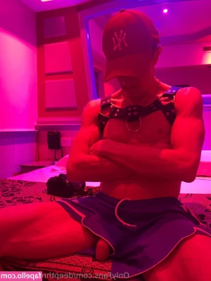 deepthroatmasked - The bunny came early this year