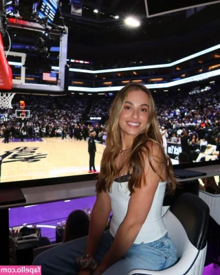 Rachel Demita [ rachel-demita ] - Mommy Body on Fleek