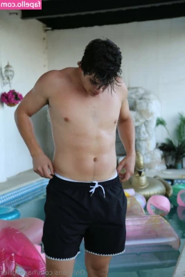hayesgrier [ hayesgrier-11 ] - These guys don t even know what a cumslut is in front of them