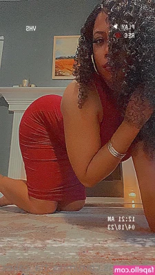 miss_tia_cakes [ miss-tia-cakes ] - TRIPLE MOMMY STYLE JOI  3 hot mommy’s give you JOI Cherry ,