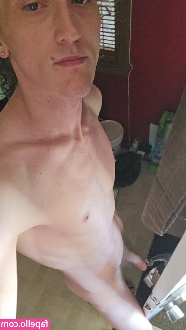 wranglerwaynetx - Girls night was fun   would you buy me a drink  I d buy you one back