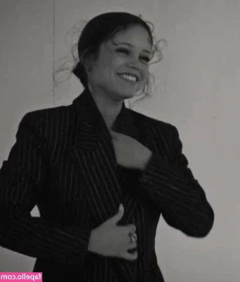 Jenna Ortega [ jenna-ortega-2 ] - I really miss sucking dick  like  so bad