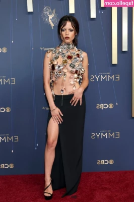 Jenna Ortega [ jenna-ortega-2 ] - Sorry for the delay  but I got the best news  You re enjoying the