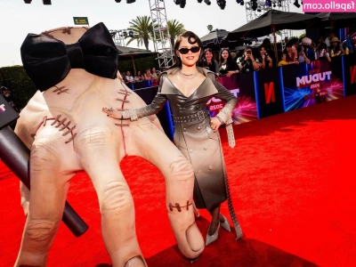 Jenna Ortega [ jenna-ortega-2 ] - Fun little ahegao blowjob with MrHankey's TAINTACLE 😍🦑
