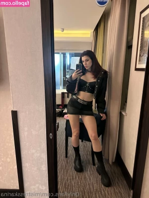 mistresskarina - Dangerous for you