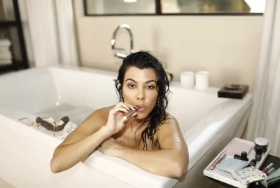 Kourtney Kardashian [ kourtney-kardashian ] - Are you thinking about buying a pair of my panties😋