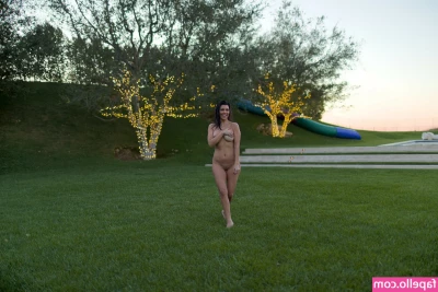 Kourtney Kardashian [ kourtney-kardashian ] - You can just slide them to the side. No need to take them off 😚 part 1