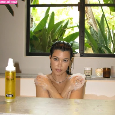Kourtney Kardashian [ kourtney-kardashian ] - It s worth it part 1