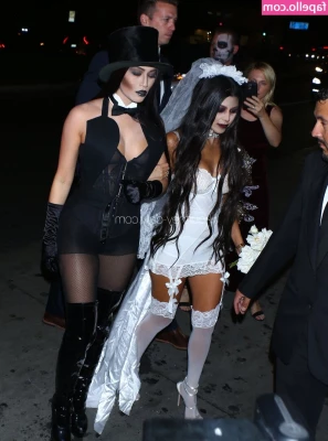 Kourtney Kardashian [ kourtney-kardashian ] - Always ready to be eaten