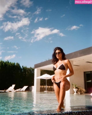 Kourtney Kardashian [ kourtney-kardashian ] - Finally back to taking pictures   I can t wait to share more