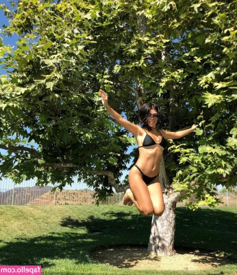 Kourtney Kardashian [ kourtney-kardashian ] - Do you like it when I talk dirty? 😉😉